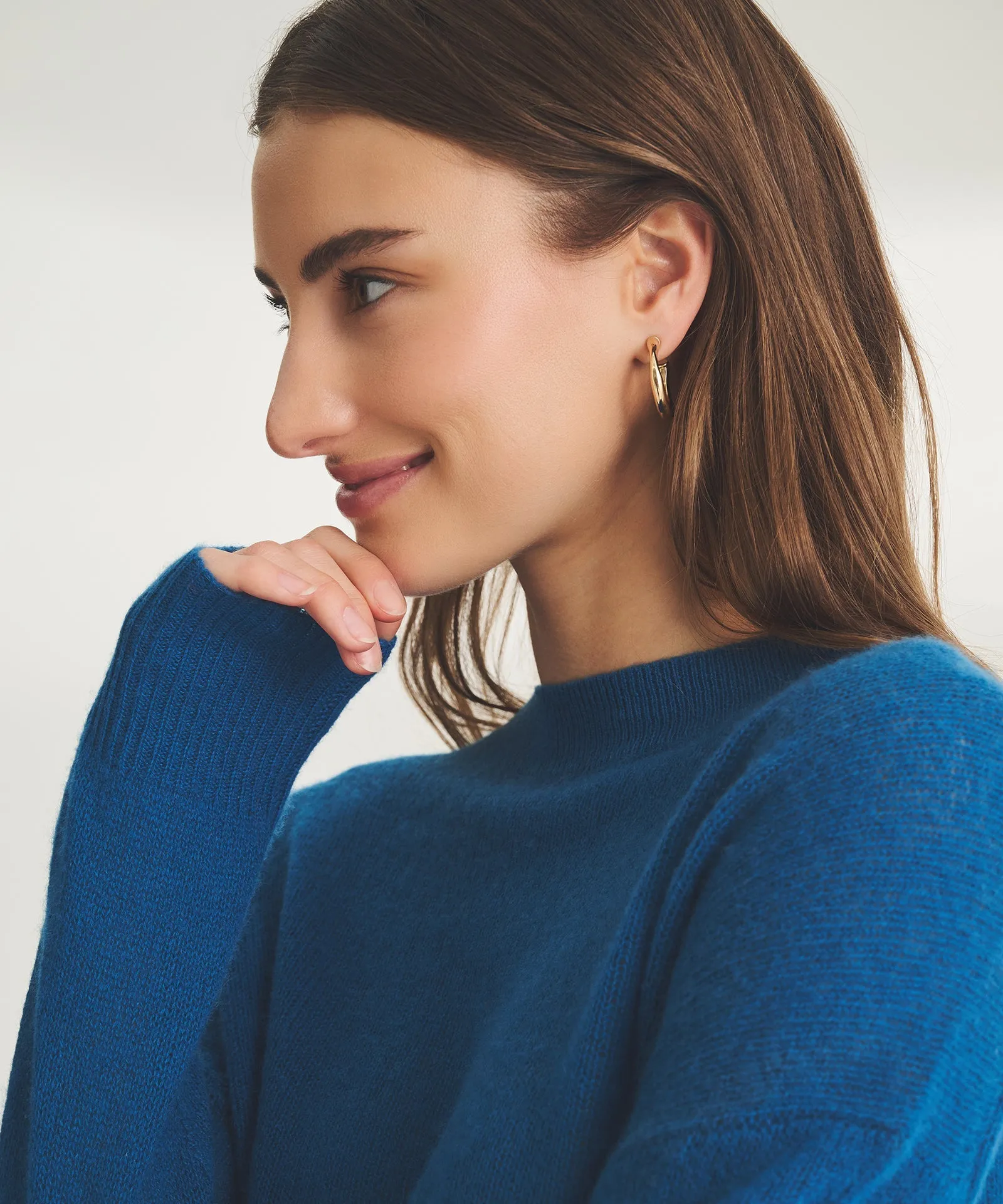 Featherweight Cashmere Crewneck Sweater