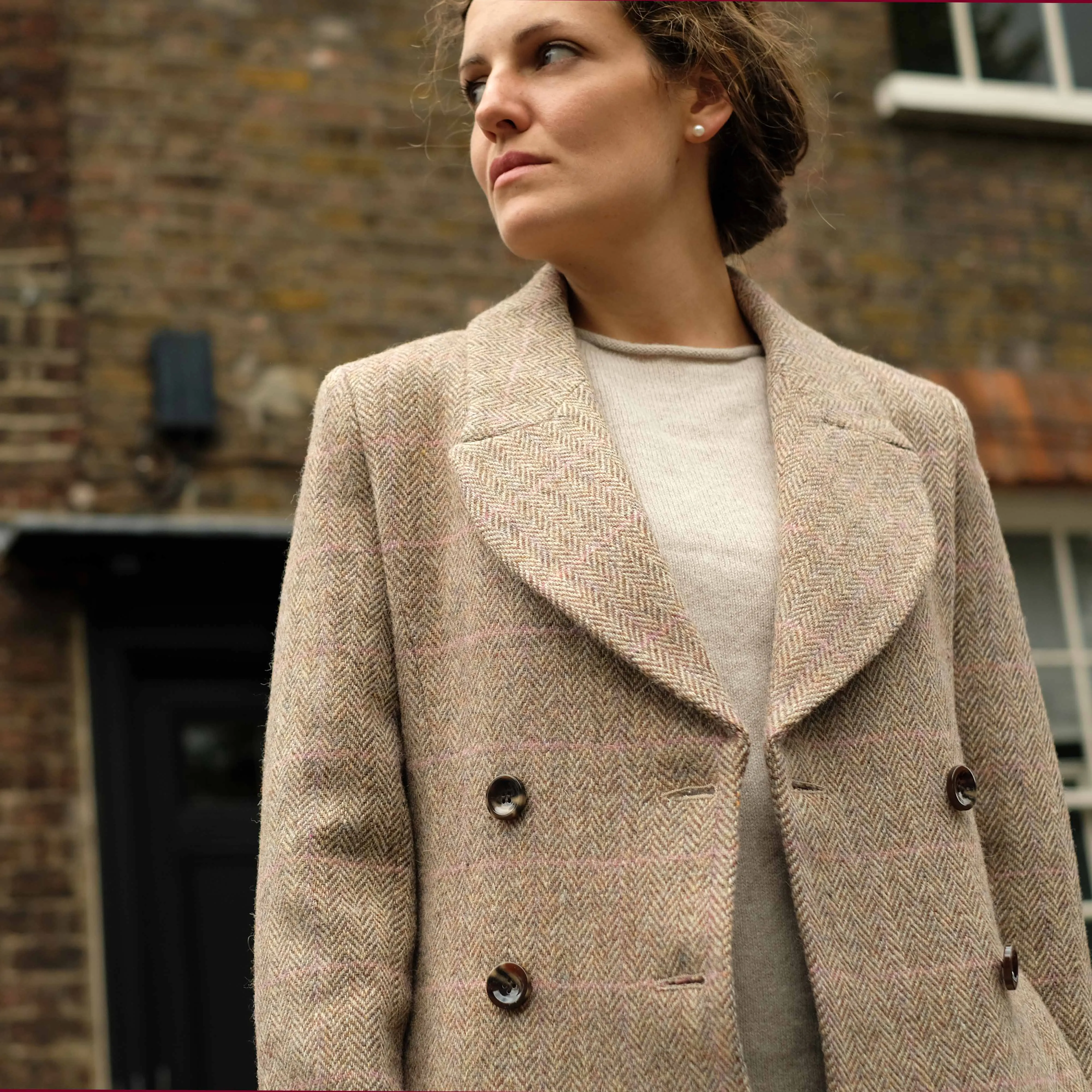 Harris Tweed Coat in Beige Herringbone