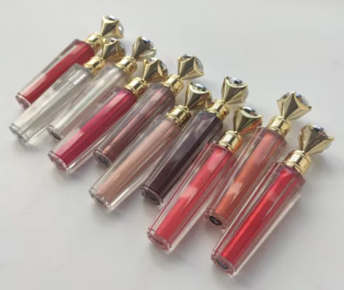 Luxurious Diamond Tip Lipgloss - MQO 25 pcs