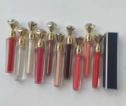 Luxurious Diamond Tip Lipgloss - MQO 25 pcs