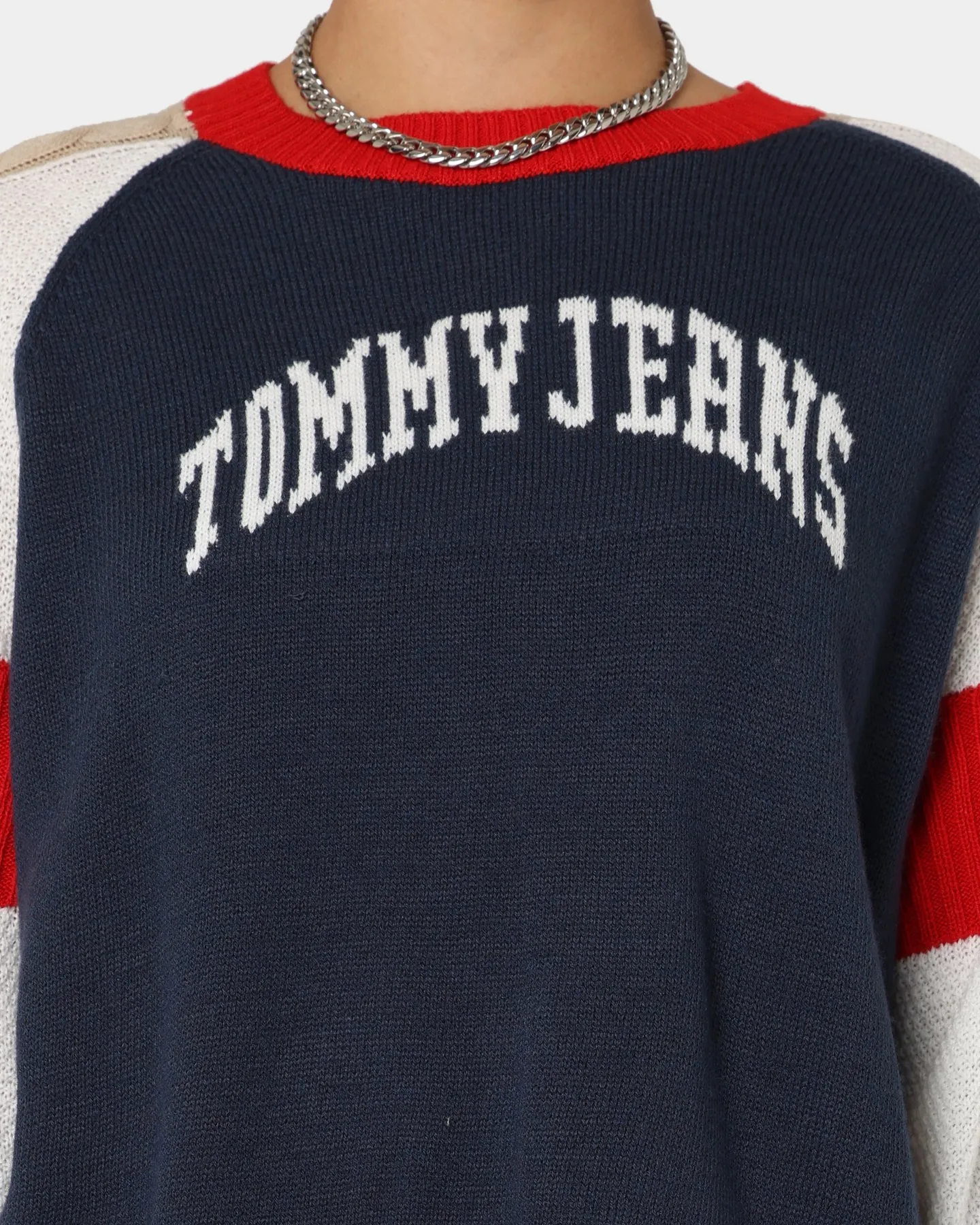 Tommy Jeans Women's Logo Sweater Deep Crimson